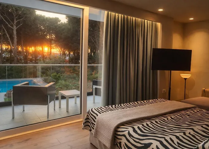 Aparthotel Eva 3*