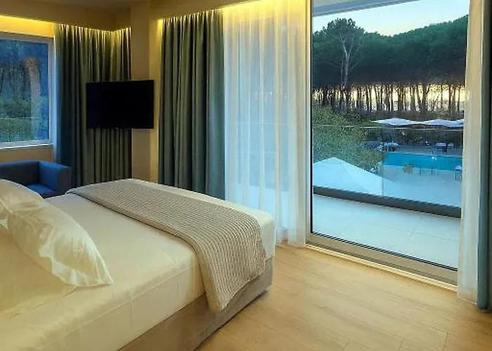 Aparthotel Eva 3*