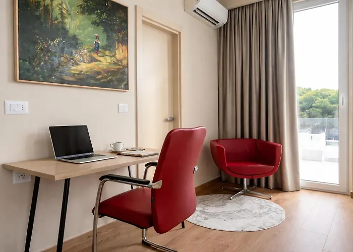 Eva Aparthotel Golem (Tirana)