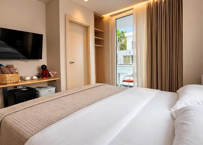 Aparthotel Eva 3*